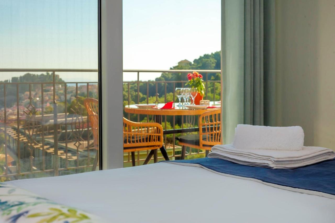 Natura Luxury Suites Parga Exterior photo