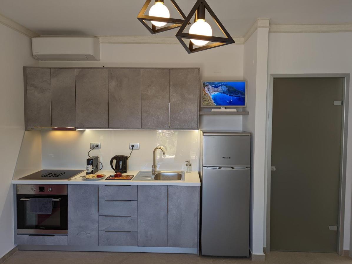 Natura Luxury Suites Parga Exterior photo