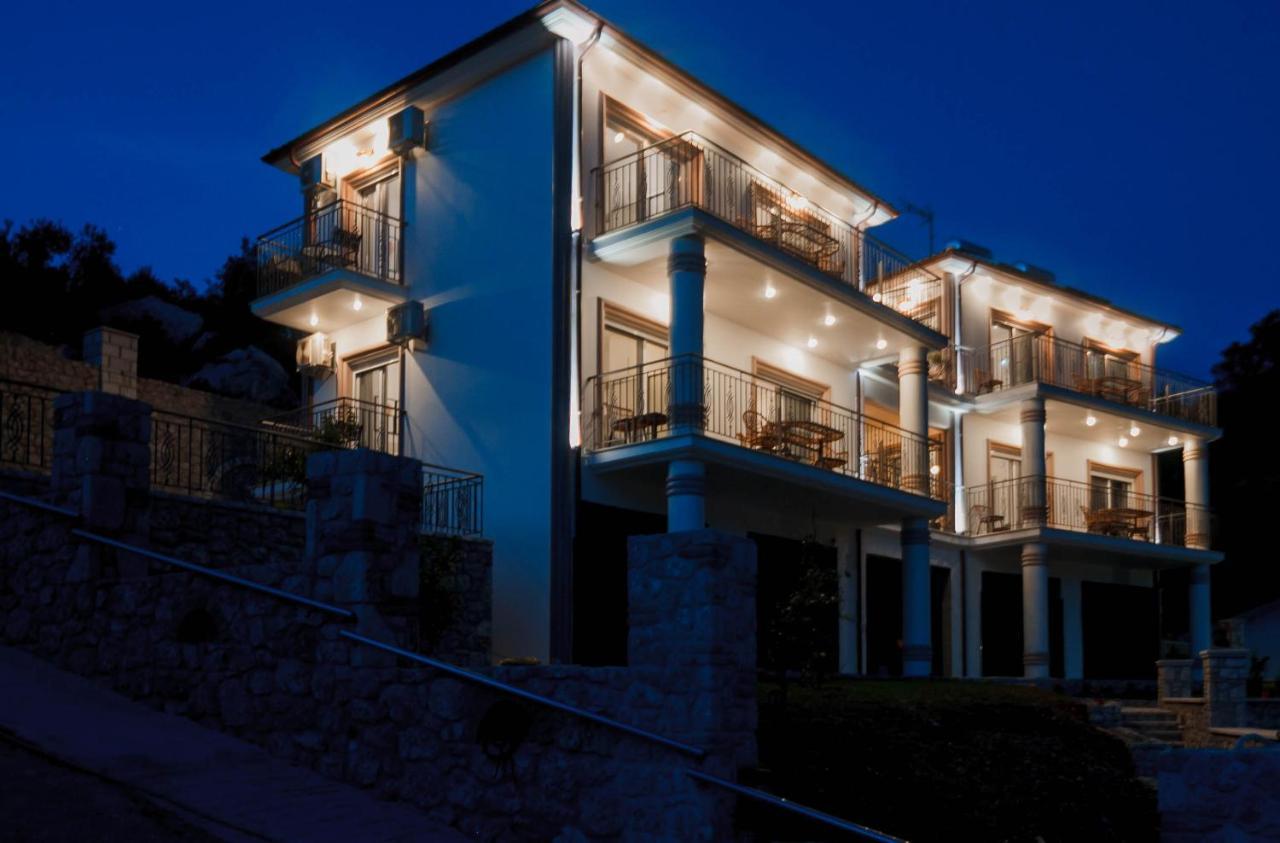 Natura Luxury Suites Parga Exterior photo