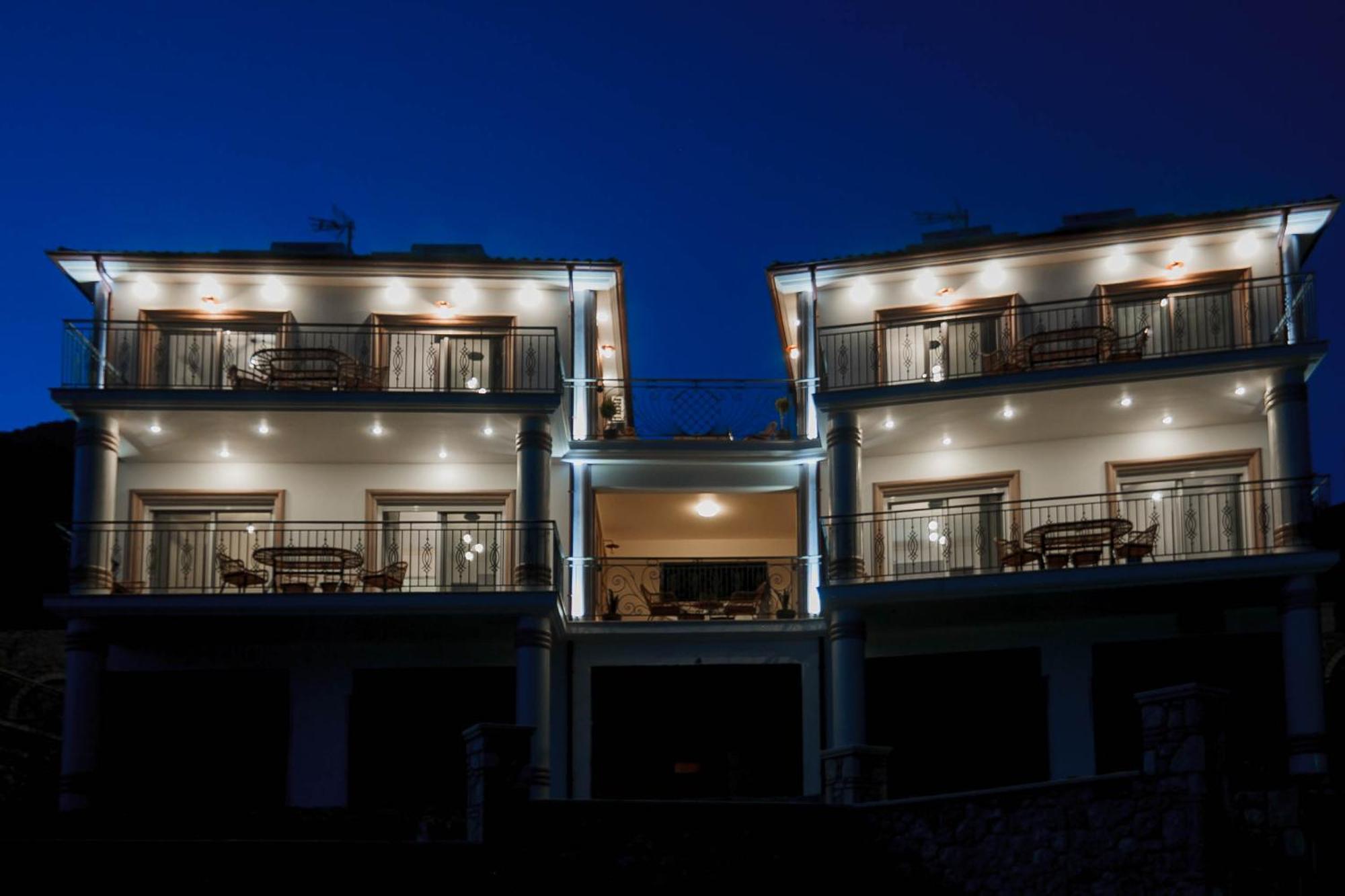 Natura Luxury Suites Parga Exterior photo