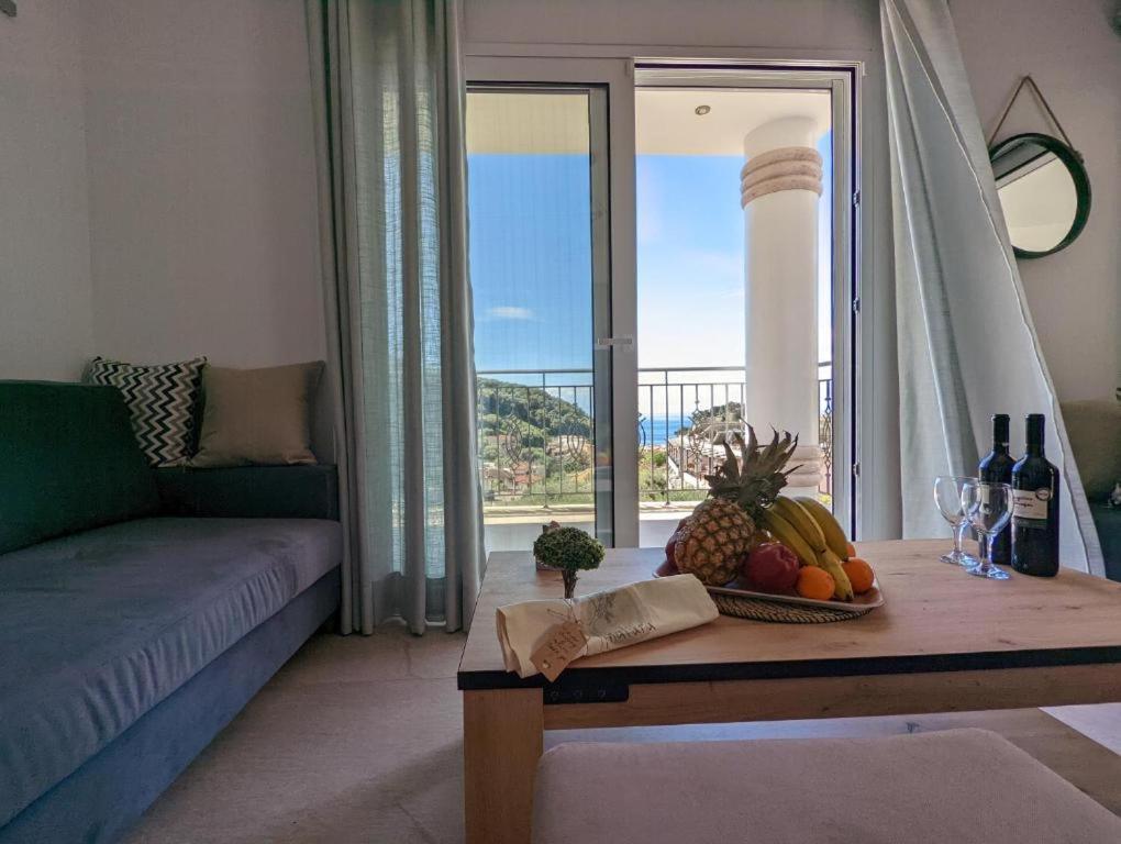 Natura Luxury Suites Parga Exterior photo